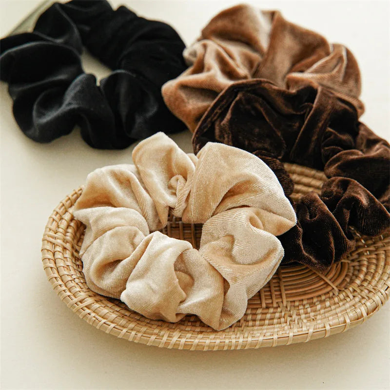Fluwelen scrunchies Mette – Set van 4, zacht & elegant