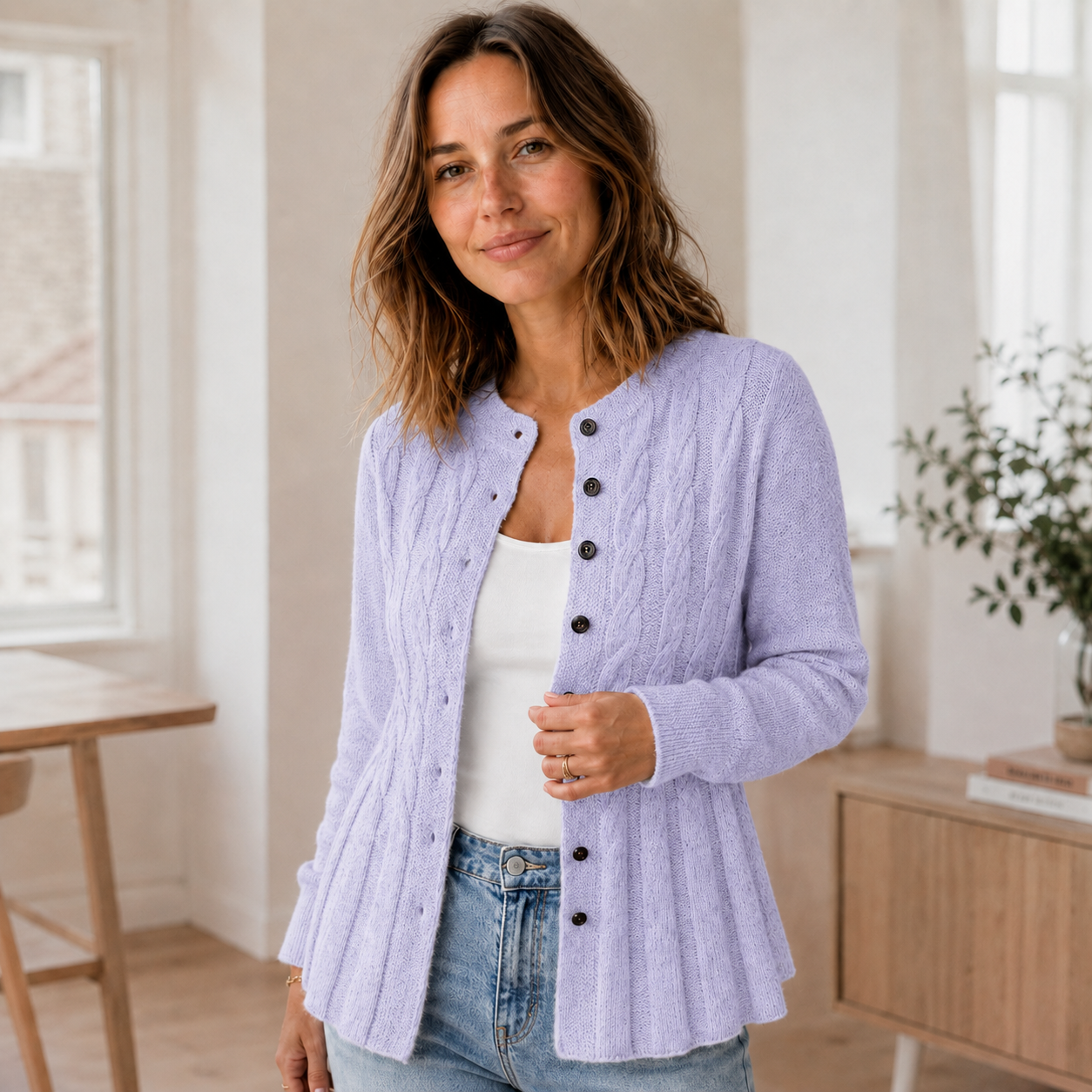 Vest Mila – Cardigan met peplumzoom